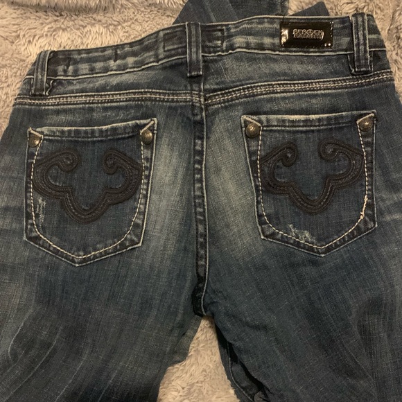 𝒥𝑒𝒶𝓃𝓈 - Picture 3 of 3